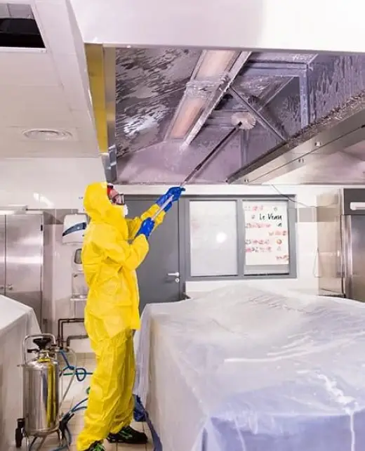 dégraissage et nettoyage des hautEs DE CUISINE professionnelles
